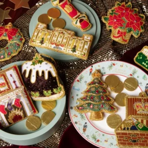 Cheap Buckingham Palace Festive Facade Decoration Decorations