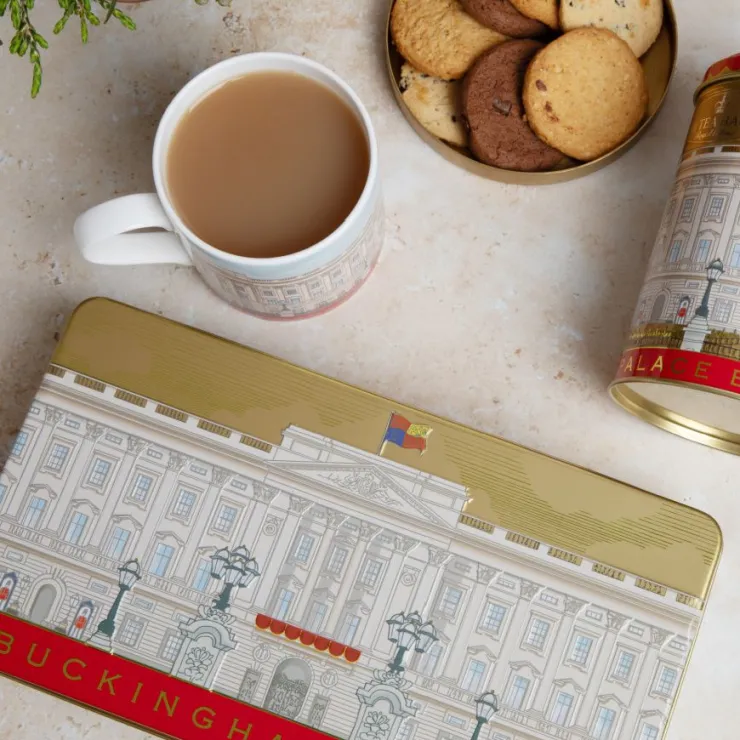 buckingham_palace_luxury_facade_biscuit_tin_2.webp Online Buckingham Palace Luxury Facade Biscuit Tin Biscuits