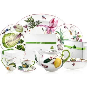 New Chelsea Porcelain 4 Cup Teapot Teaware