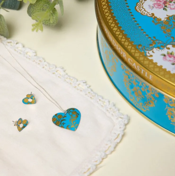 coat_of_arms_tin_heart_stud_earrings_2.webp Flash Sale Coat Of Arms Tin Heart Stud Earrings Earrings