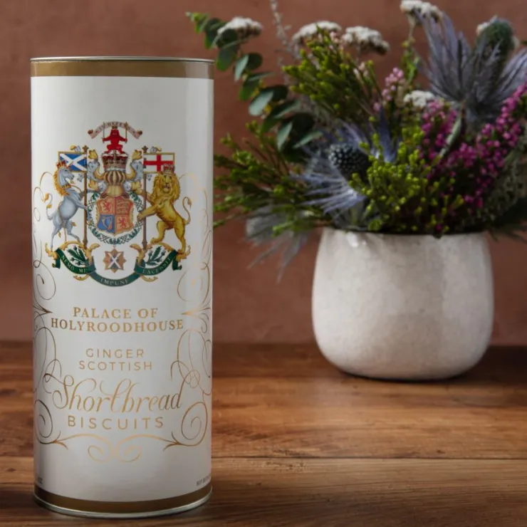 palace_of_holyroodhouse_ginger_shortbread_tube_0.webp Cheap Palace Of Holyroodhouse Ginger Shortbread Tube Biscuits