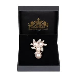 Fashion Pearl Drop Brooch Brooches