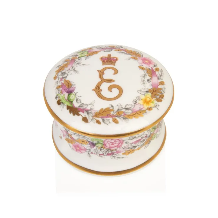 queen_elizabeth_ii_commemorative_pillbox_0.webp Online Queen Elizabeth Ii Commemorative Pillbox Queen Elizabeth Ii Commemorative Range