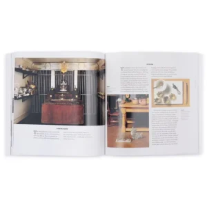 Fashion Queen'S Mary'S Doll'S House: Official Souvenir Guide Royal Collection Publications
