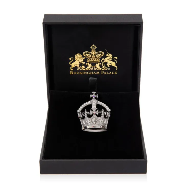 silver_crown_brooch_1.webp New Silver Crown Brooch Brooches