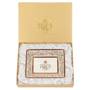 Cheap The King'S 75Th Birthday Limited Edition Red Tray His Majesty The King'S 75Th Birthday