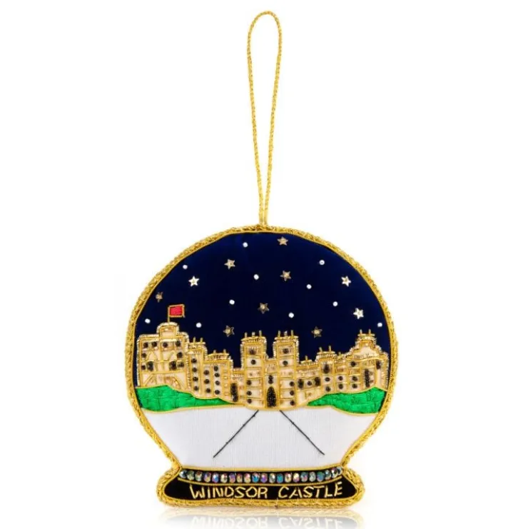 windsor_castle_snow_globe_decoration_0.webp Discount Windsor Castle Snow Globe Decoration Decorations